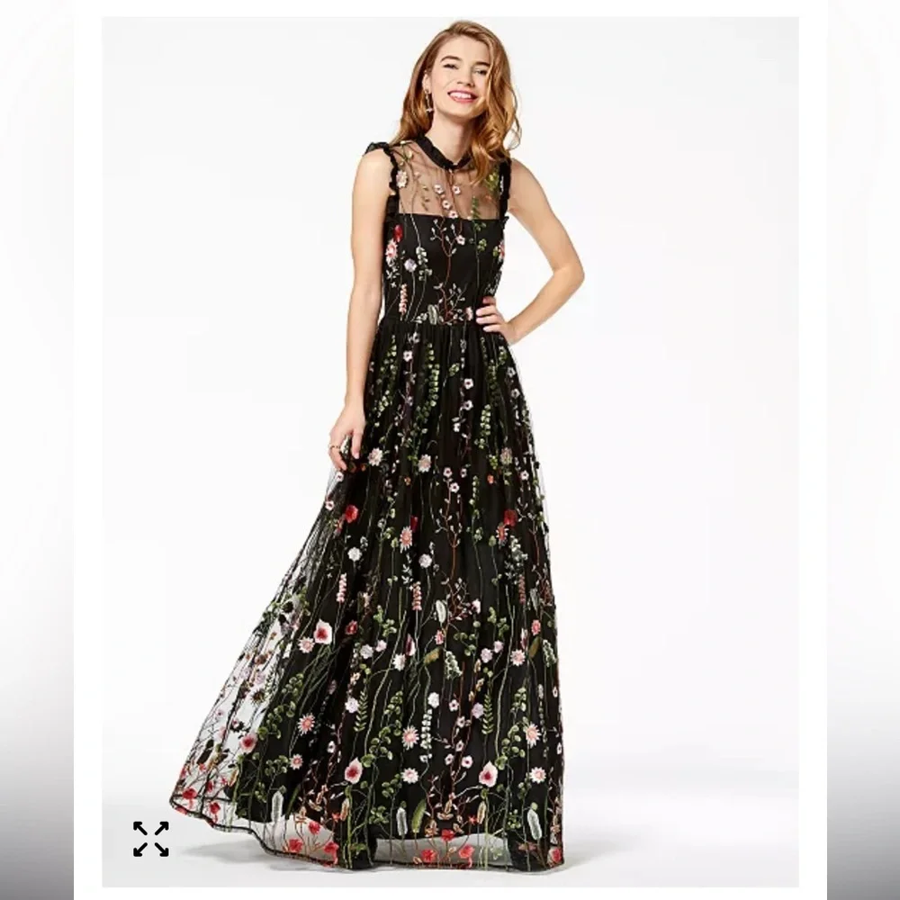 NWOT Aqua Black Floral Mesh Evening Gown - Picture 1 of 13